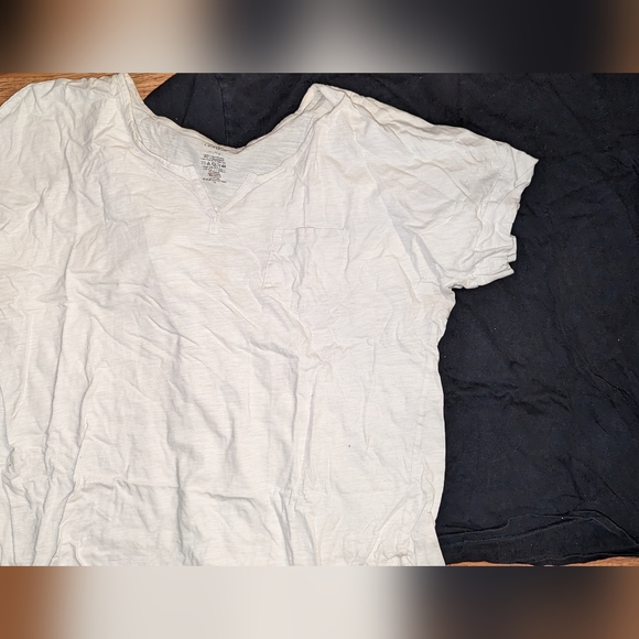 Black and White T-shirts bundle - Picture 4 of 11